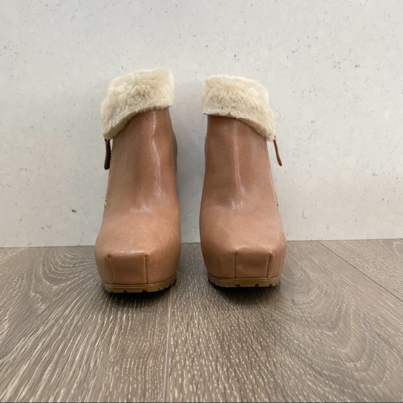 Guess Ivorie Faux-Fur Booties *NWOT* - Picture 3 of 11